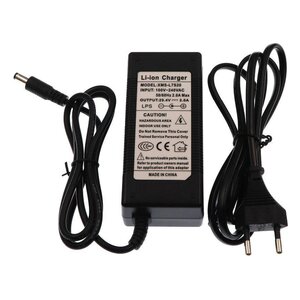 Зарядное устройство 24V / 2A для электросамоката